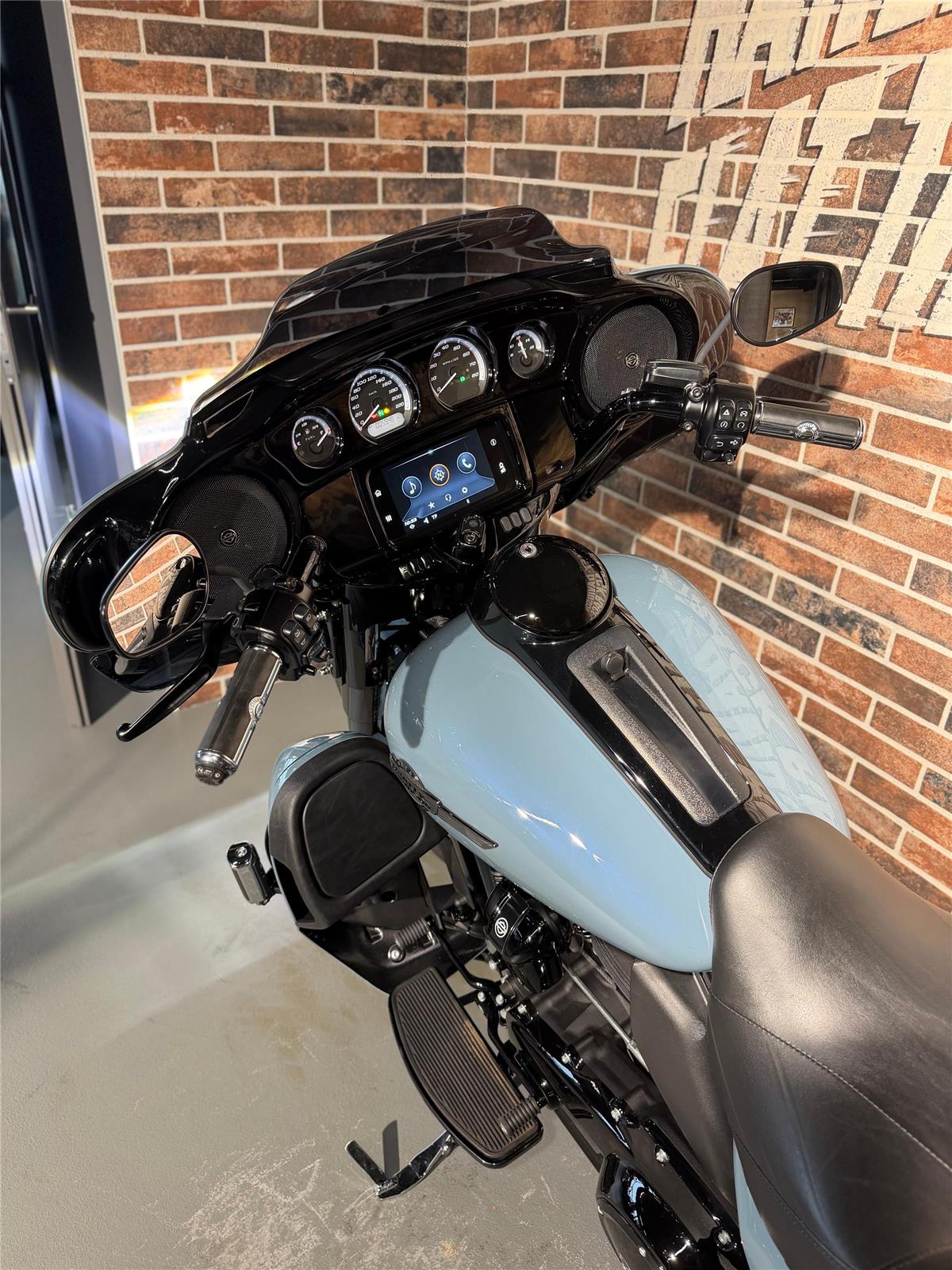 2024 harley-davidson FLHTK Electra Glide Ultra Limited Black Finish114