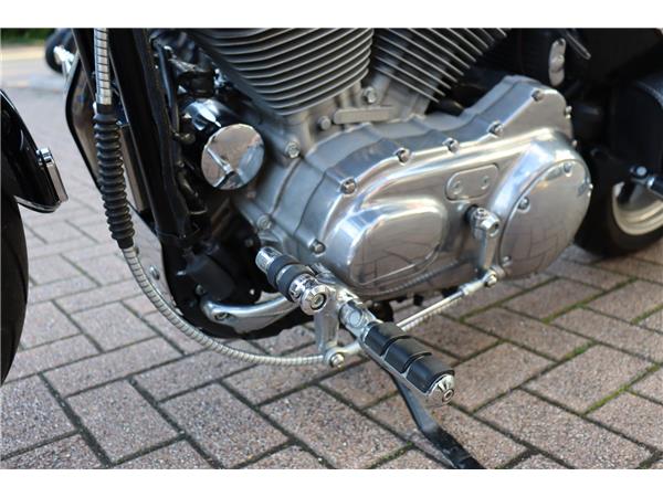 2013 HARLEY-DAVIDSON SPORTSTER XL883L SUPER LOW