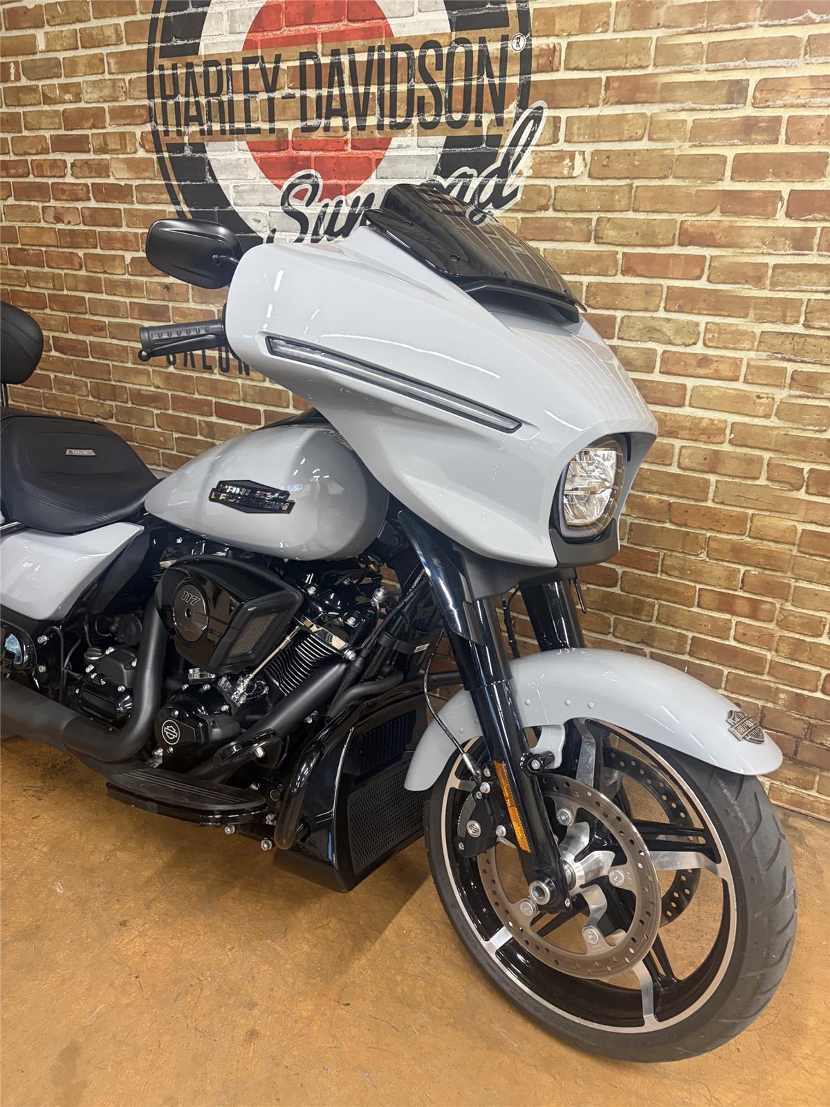 2025 HARLEY-DAVIDSON STREET GLIDE