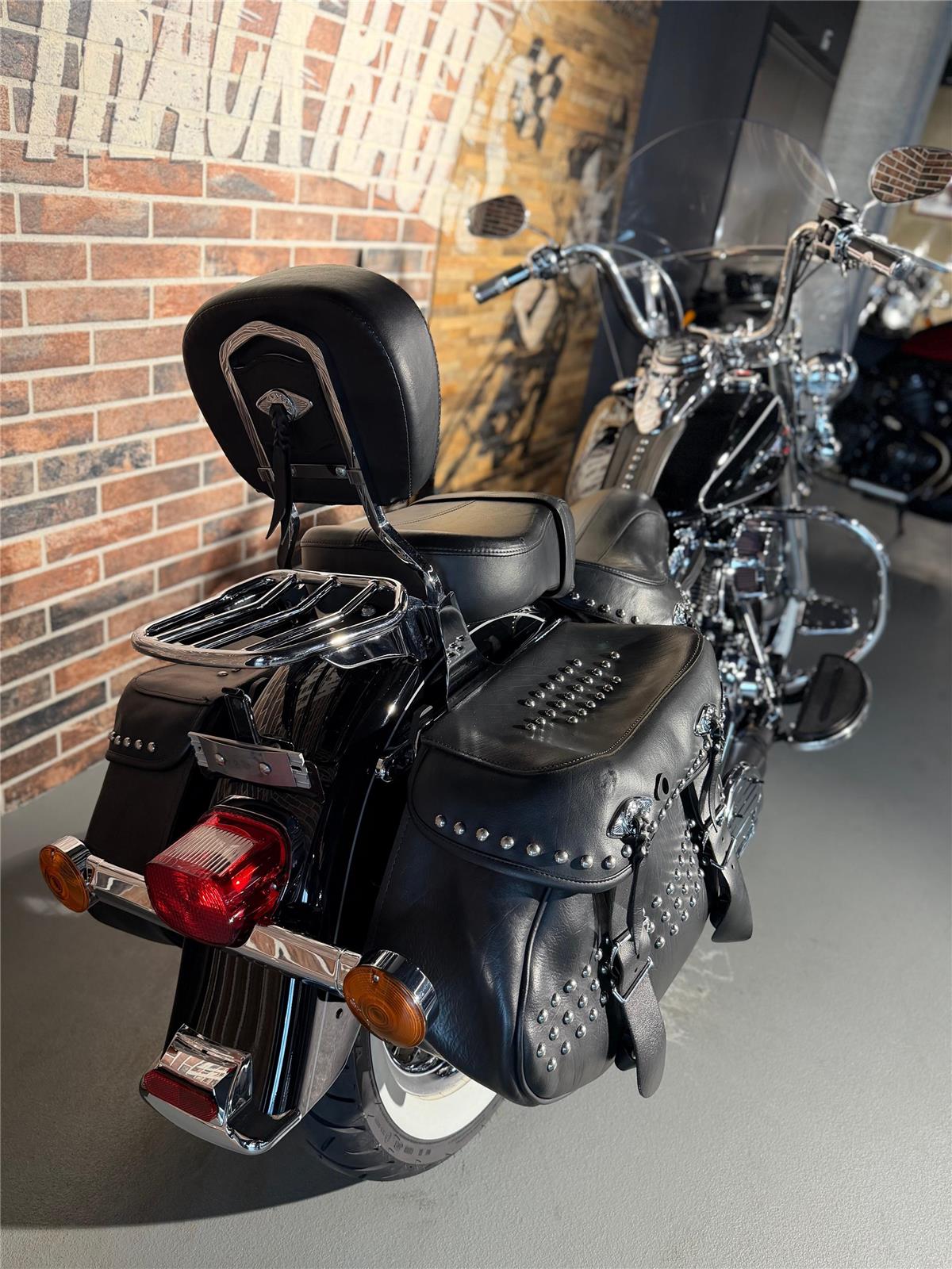 2014 harley-davidson FLSTC Softail Heritage Classic ABS (35KW possible)