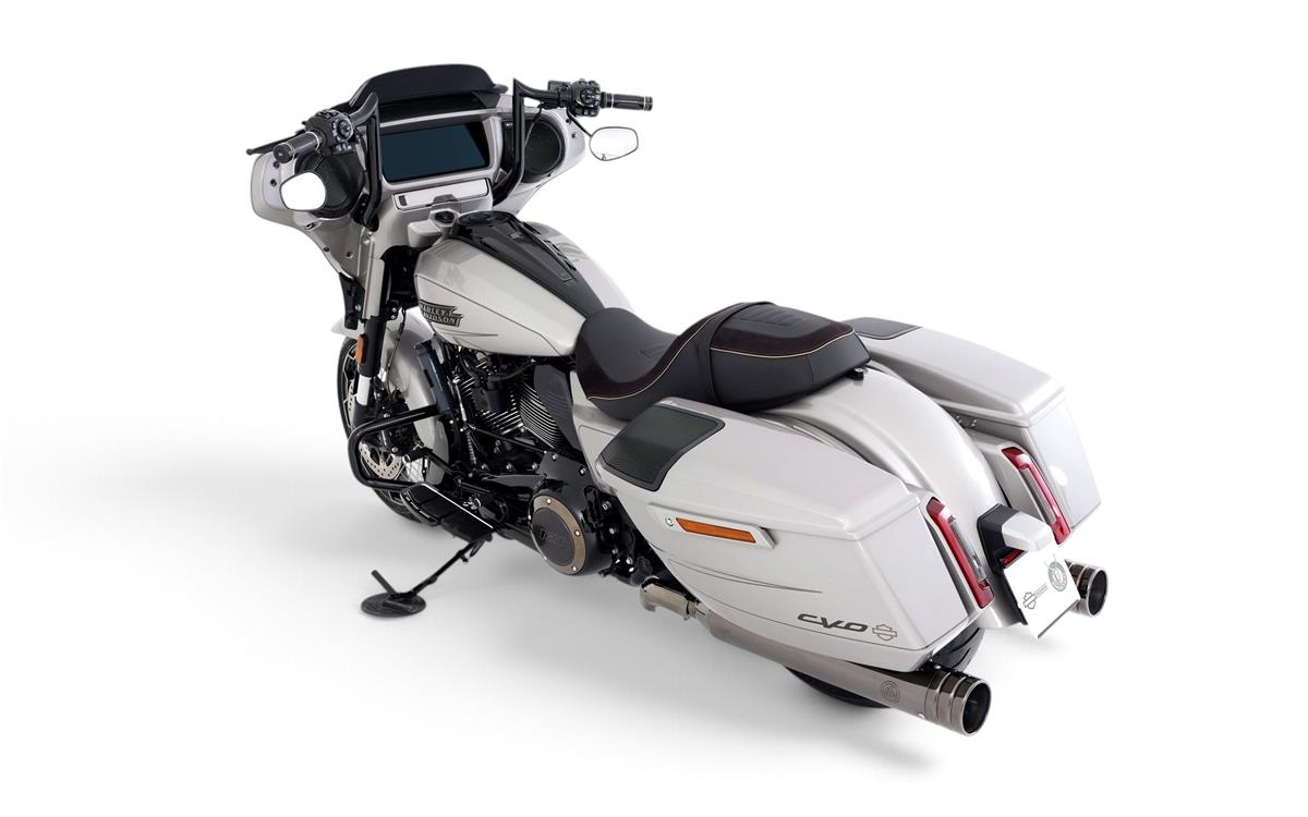 2023 harley-davidson FLHXSE Street Glide CVO 121