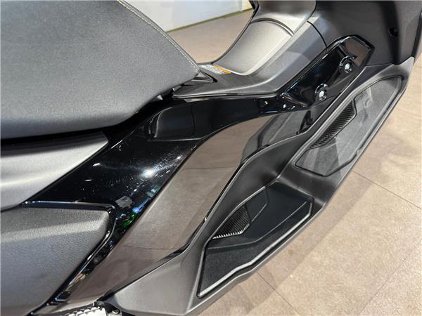 2026 YAMAHA NMAX 155 TECH MAX