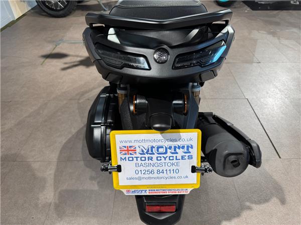 2026 YAMAHA NMAX 155 TECH MAX