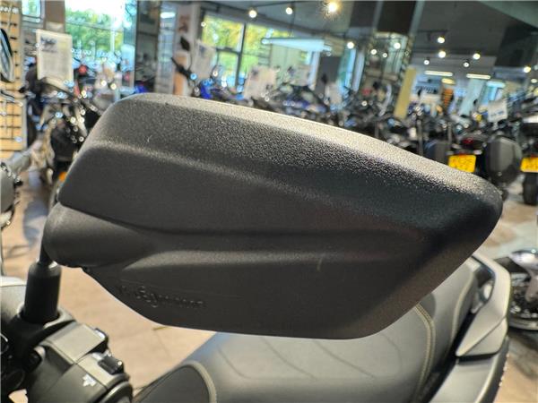 2026 YAMAHA NMAX 155 TECH MAX