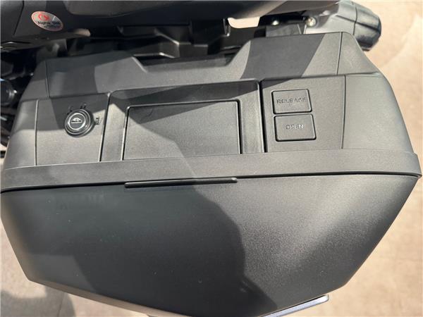 2025 YAMAHA TRACER 9 GT Y-AMT