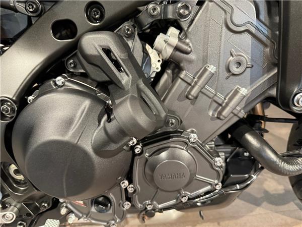 2025 YAMAHA TRACER 9 GT Y-AMT