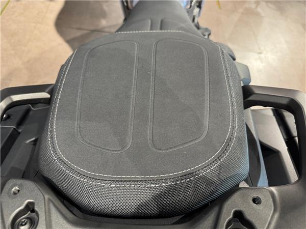 2025 YAMAHA TRACER 9 GT Y-AMT