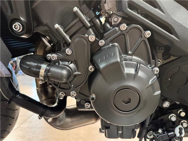 2025 YAMAHA TRACER 9 GT Y-AMT