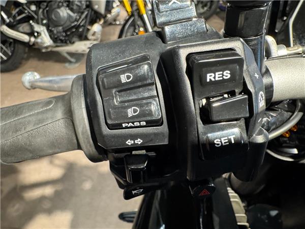 2023 YAMAHA MT-10