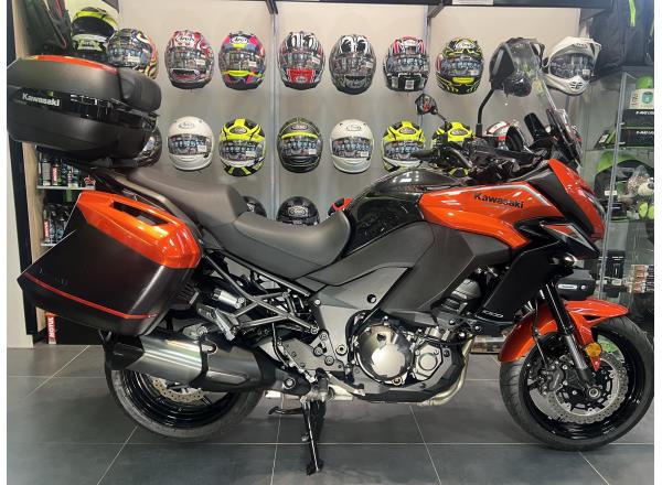 2017 KAWASAKI VERSYS 1000 GT IN CANDY BURNT ORANGE