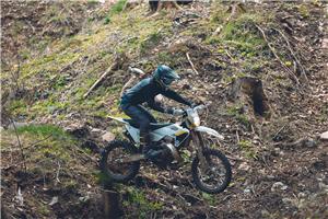 11/06/2024 - HUSQVARNA LAUNCHES 2025 ENDURO RANGE