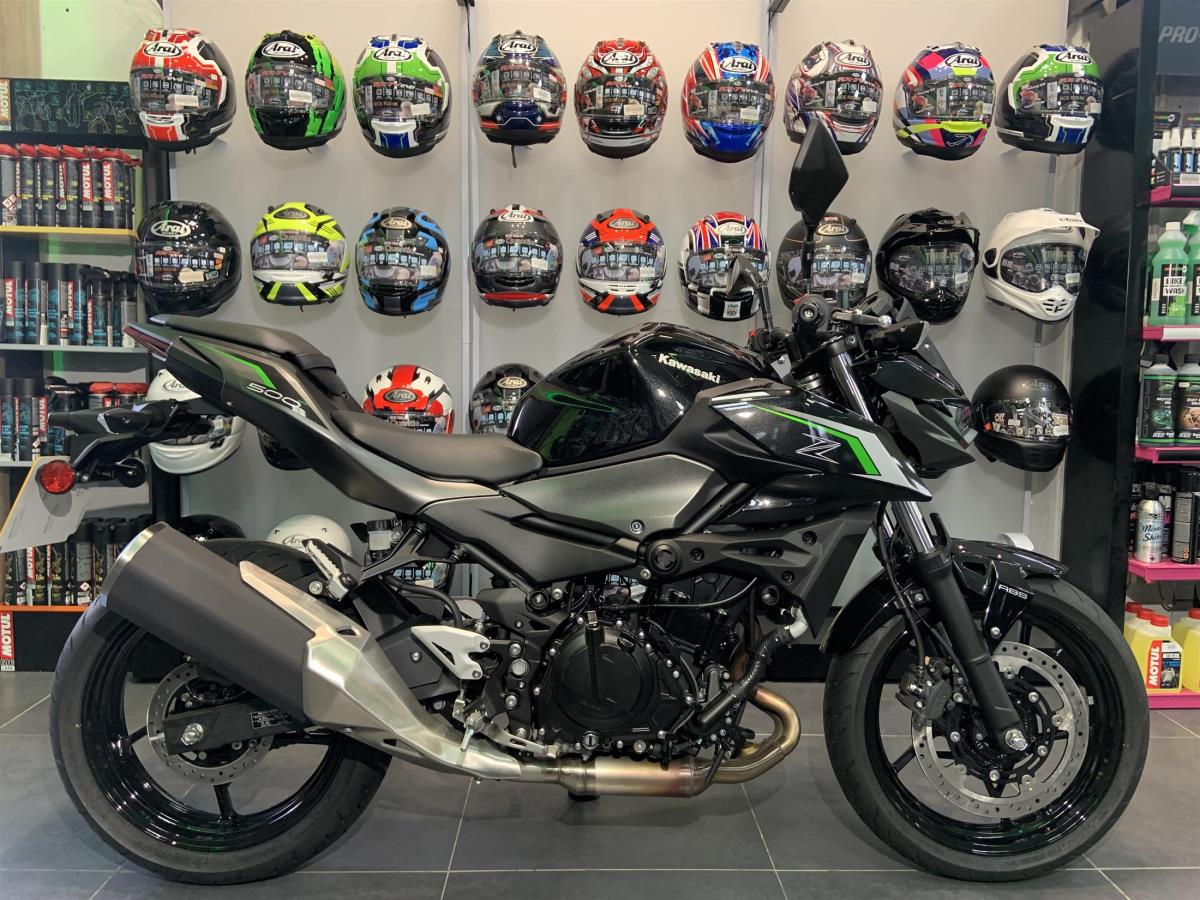 2025 KAWASAKI ZX4RR IN LIME GREEN 0% FINANCE AVAILABLE