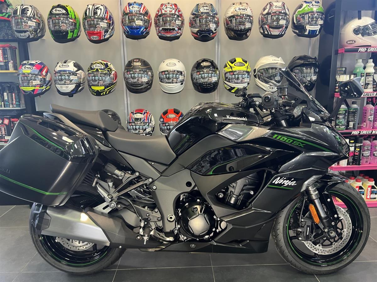 Main image of SAVE £1600 2025 KAWASAKI NINJA 1100SX TOURER.