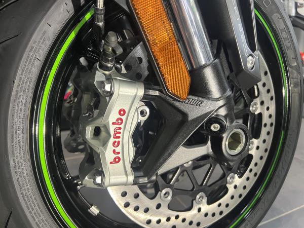 Thumbnail 7 of SAVE £1978 UNREGISTERED KAWASAKI ZH2 SE