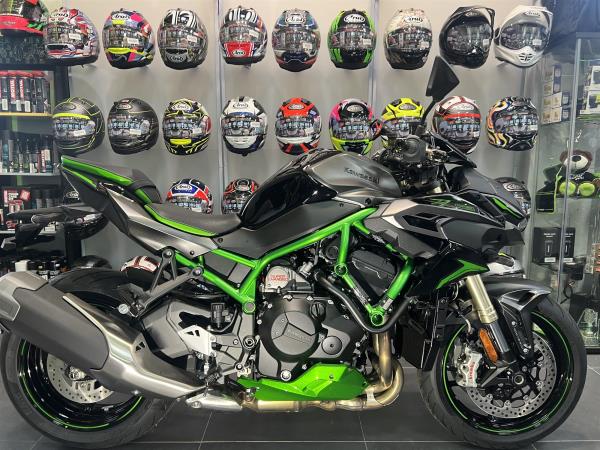 Thumbnail 1 of SAVE £1978 UNREGISTERED KAWASAKI ZH2 SE
