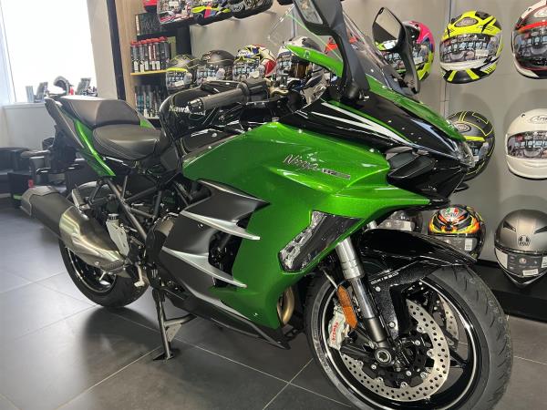 Thumbnail 7 of UNREGISTERED KAWASAKI H2 SX SE SAVE £3828