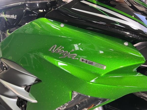 Thumbnail 8 of UNREGISTERED KAWASAKI H2 SX SE SAVE £3828