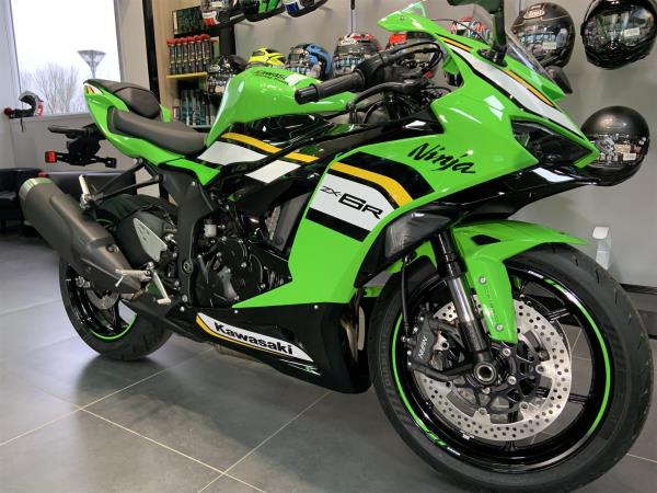 Thumbnail 3 of UNREGISTERED KAWASAKI NINJA ZX6R SAVE £582