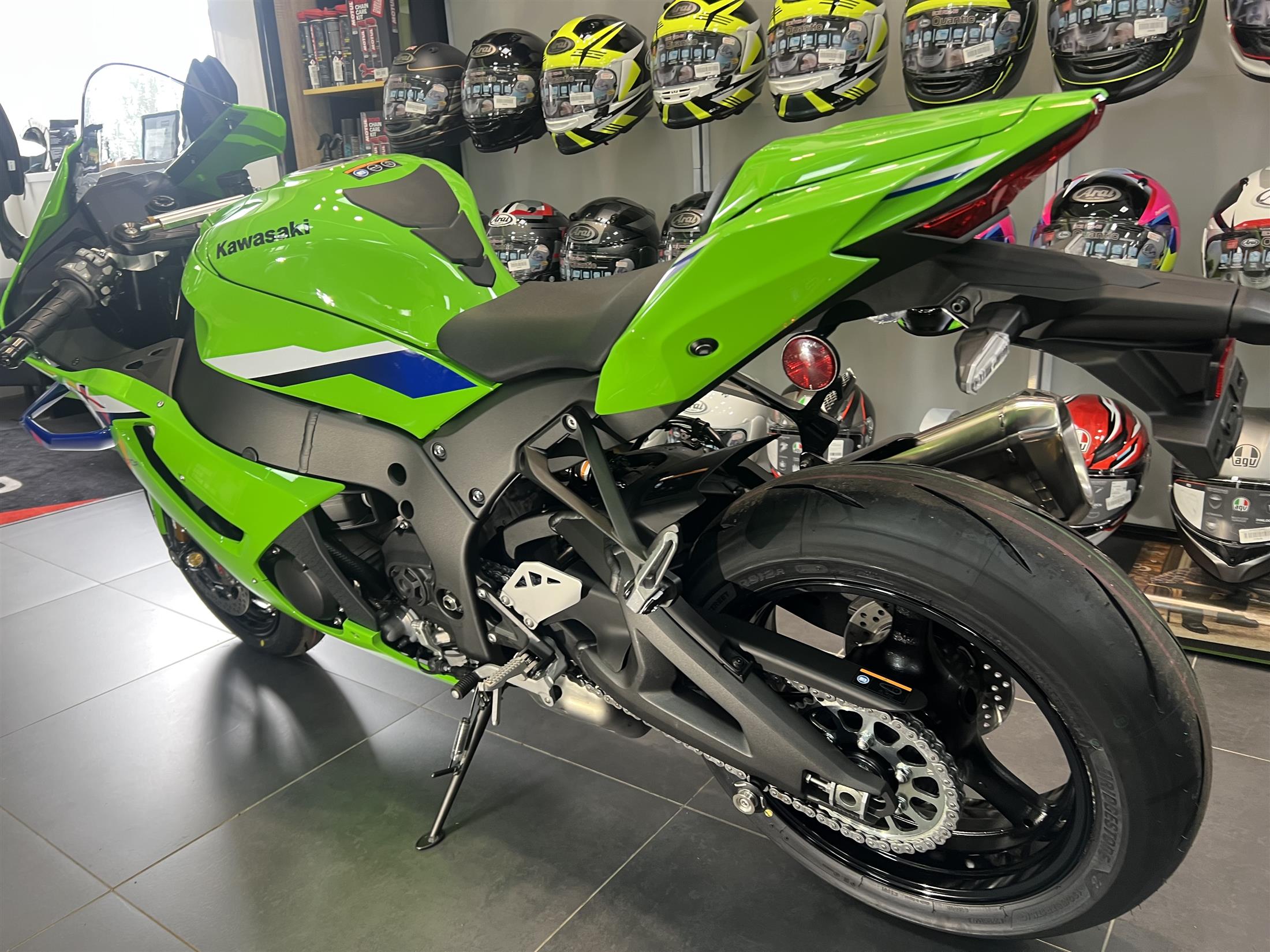 2026 KAWASAKI NINJA ZX10R IN LIME GREEN - Coleraine Kawasaki