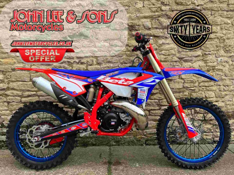 New Beta RX300 2T 2024 SPECIAL OFFER RED/BLUE