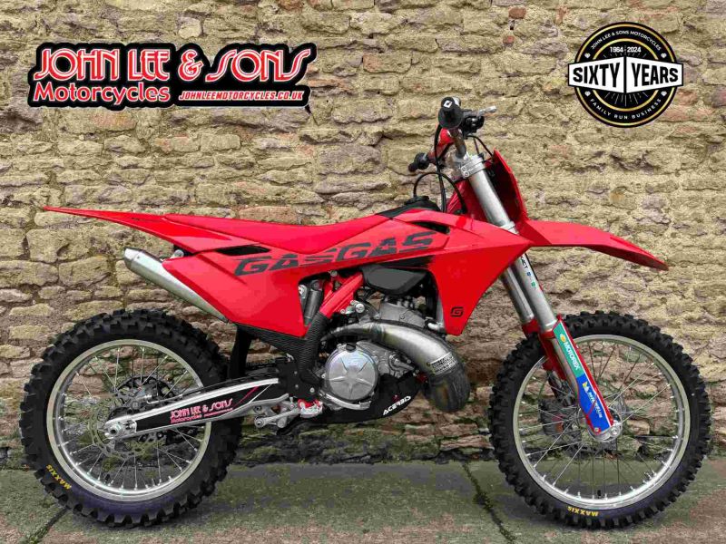 New Gas-Gas MC250 2T 2025 FREE PARTS RED