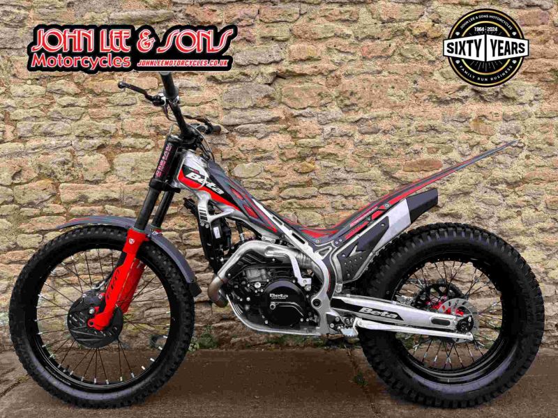 New Beta EVO 250CC 2024 GREY/SILVER