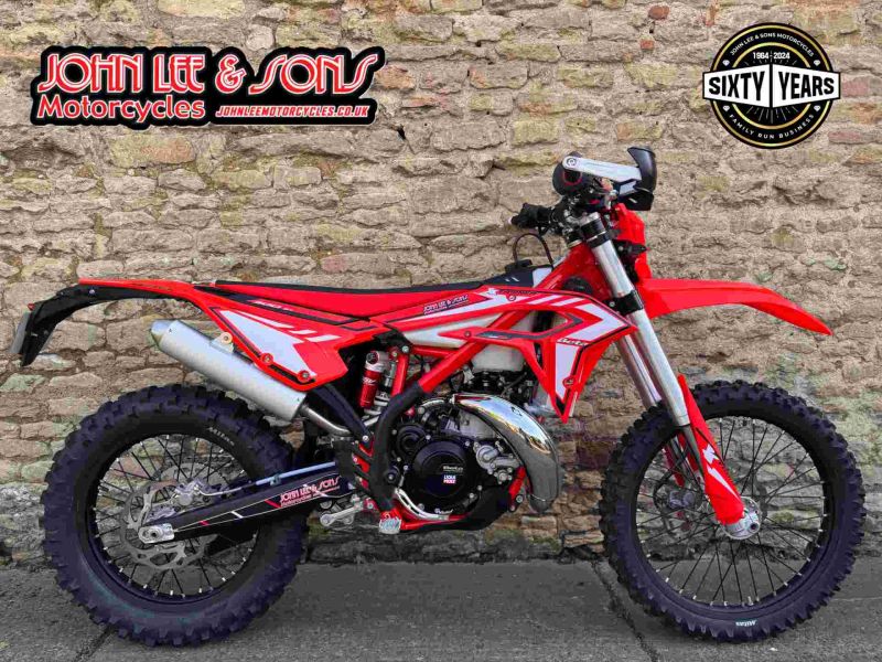 2024 Beta X-TRAINER 300CC 2024 RED
