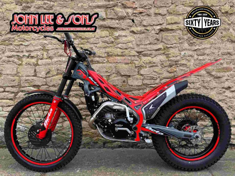 New Beta EVO 300CC 2025 EURO SPEC GREY/RED