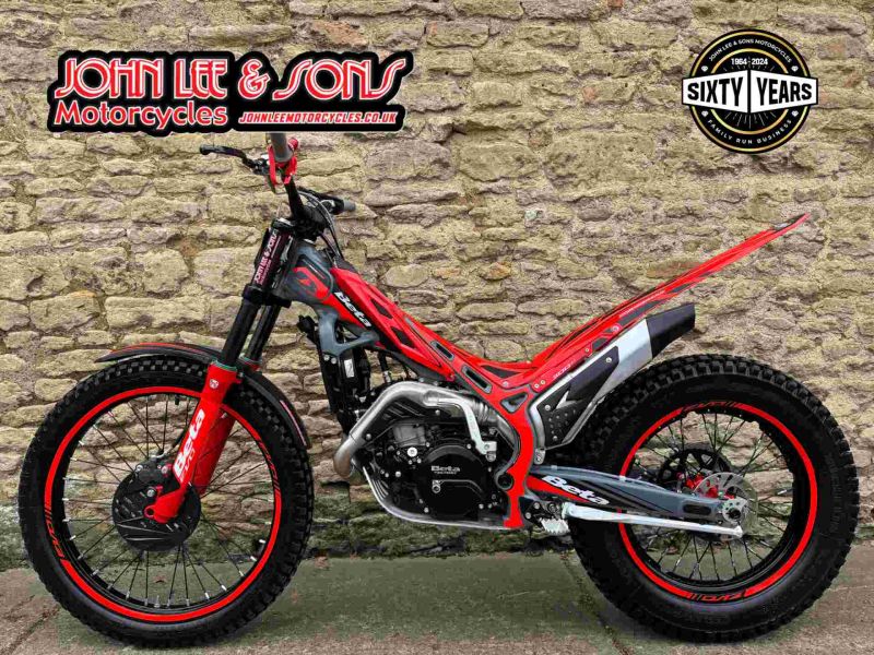 2025 Beta EVO 300CC 2025 GREY/RED