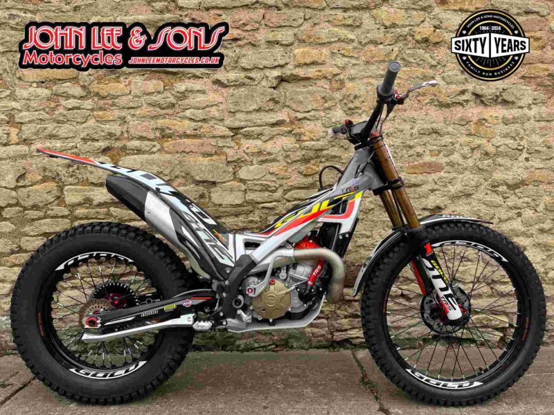 New TRS ONE-RR 250CC FI GOLD EDITION GREY