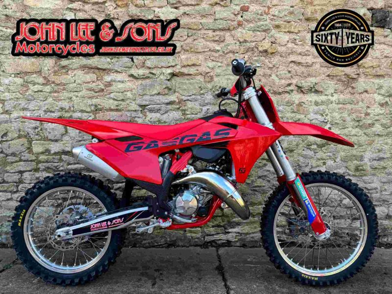 New Gas-Gas MC125 2025 CLEARANCE PRICE RED
