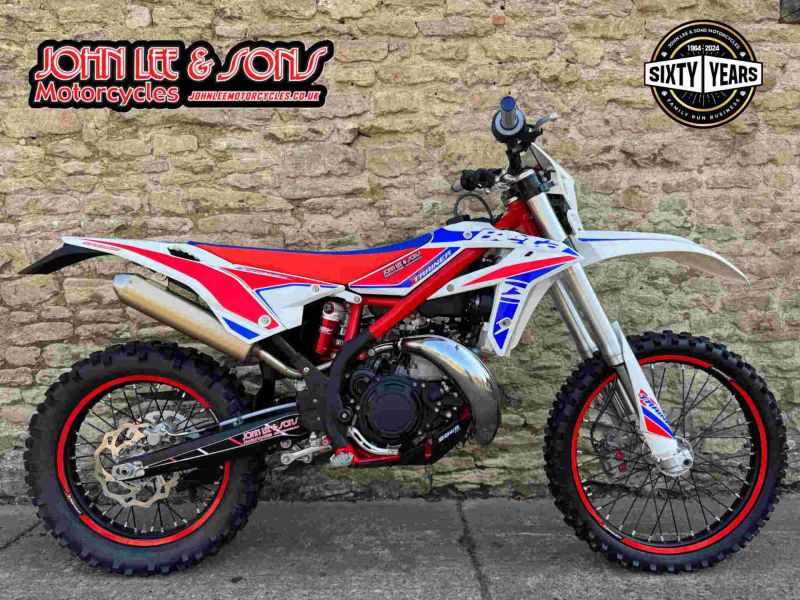 2022 Beta 2022 X-TRAINER 300CC WHITE
