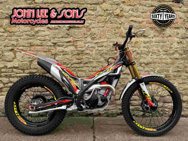 New TRS ONE-RR 250CC 2026 BLACK