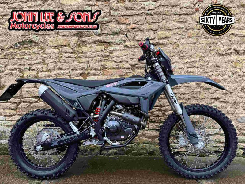 New Beta RR125 4T ENDURO X SPECIAL EDITION 2025 GREY