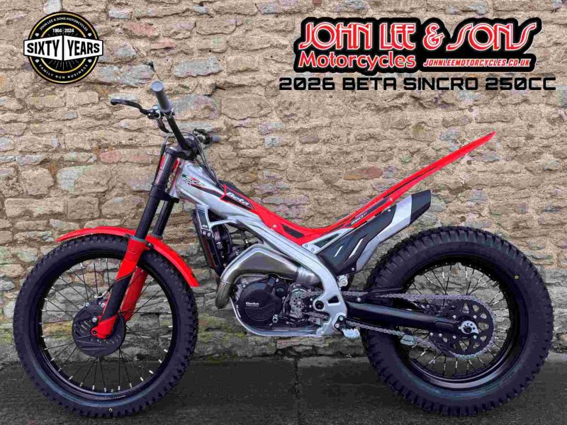 New TRS SINCRO 250CC 2026 RED