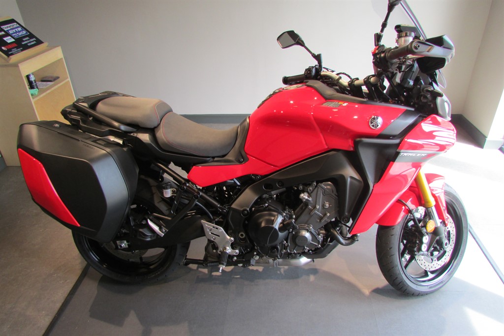 Yamaha Tracer 9