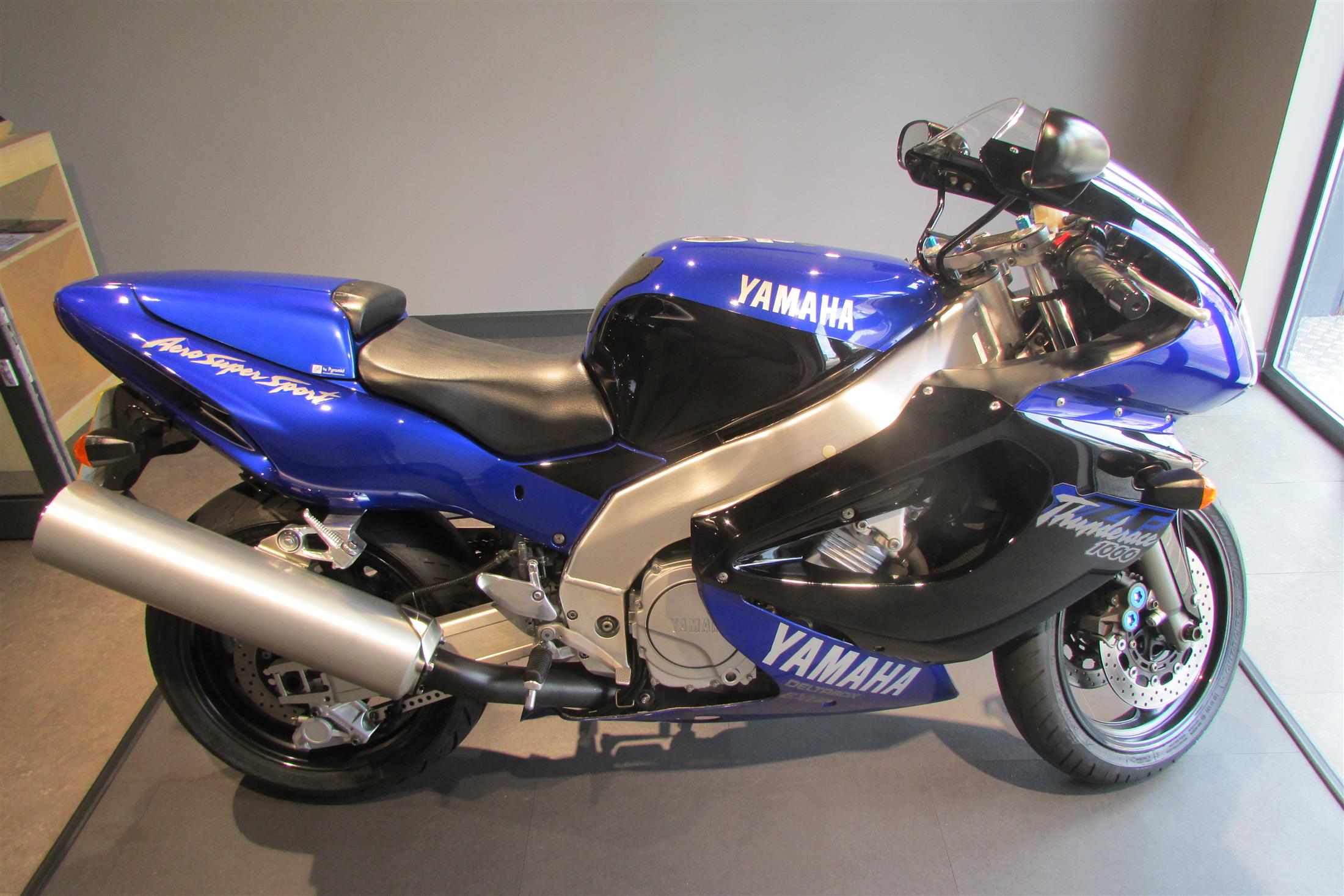 Yamaha YZF1000R Thunderace