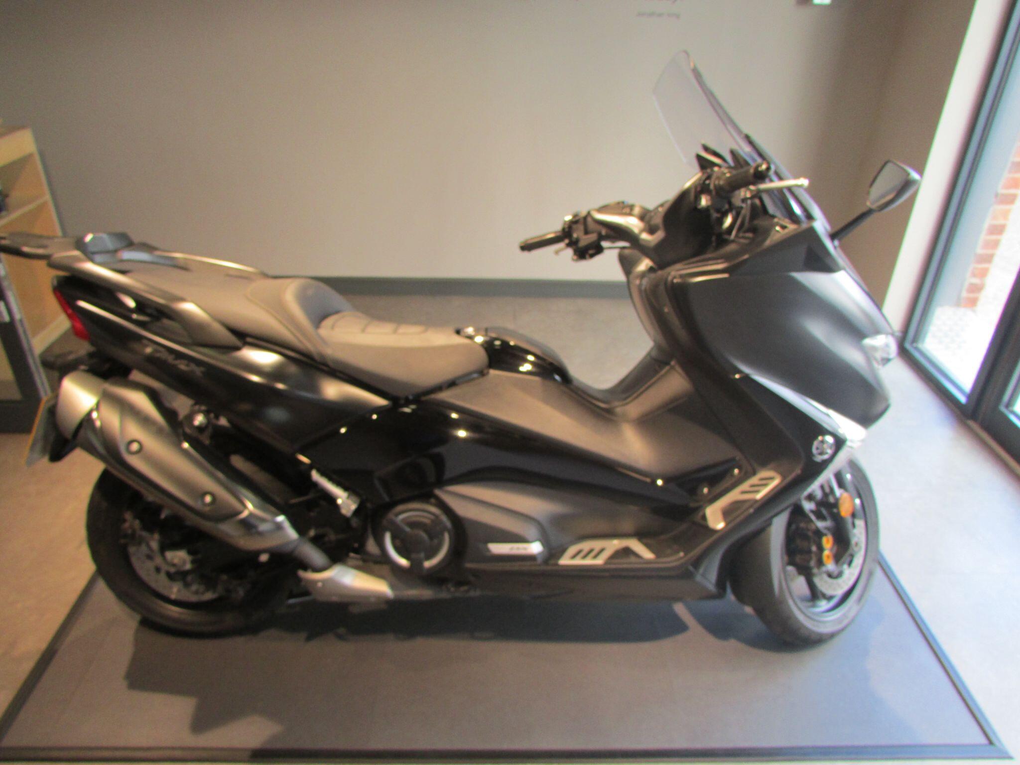 2019 Yamaha TMAX 530