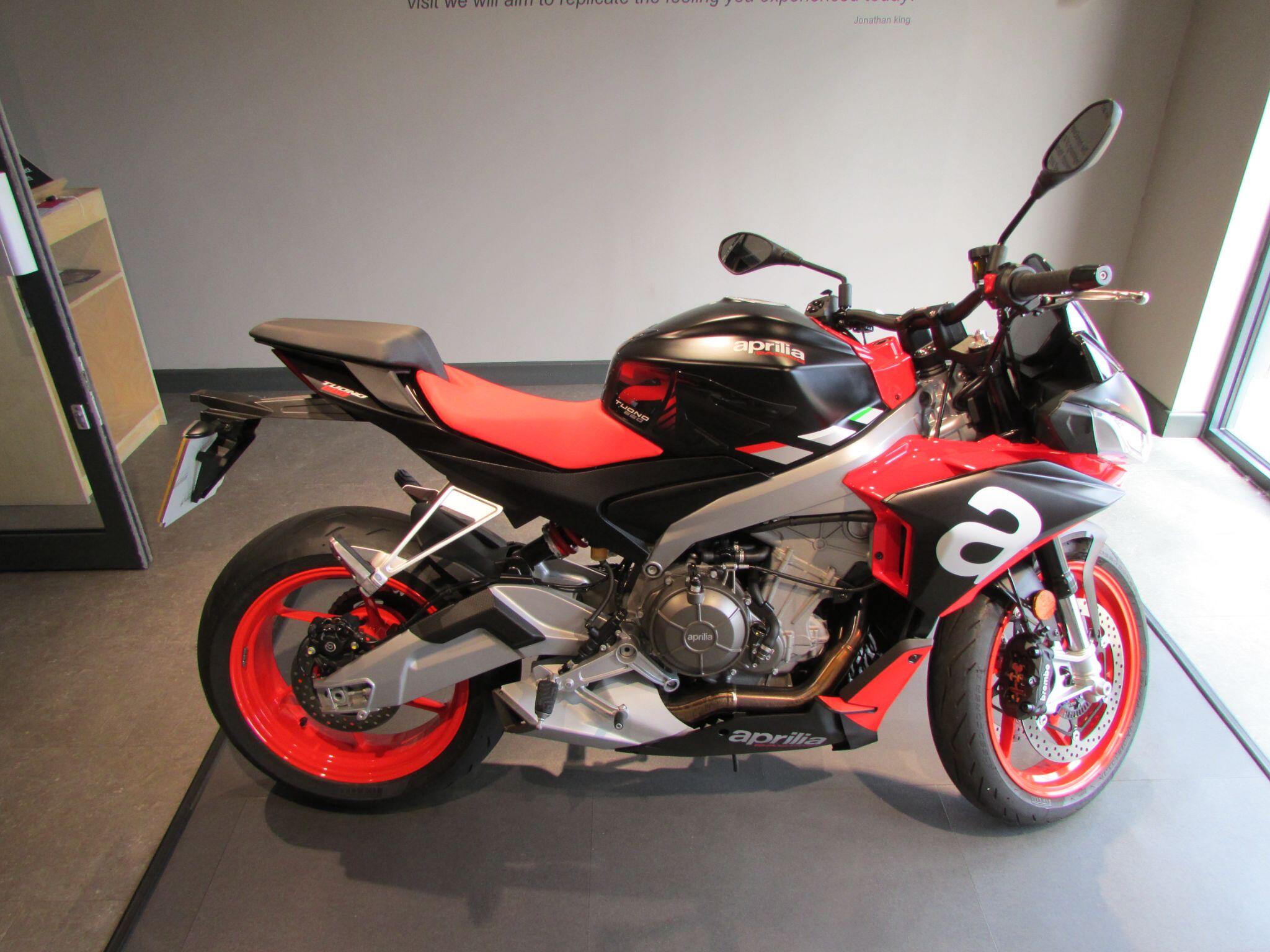 2021 Aprilia Tuono 660