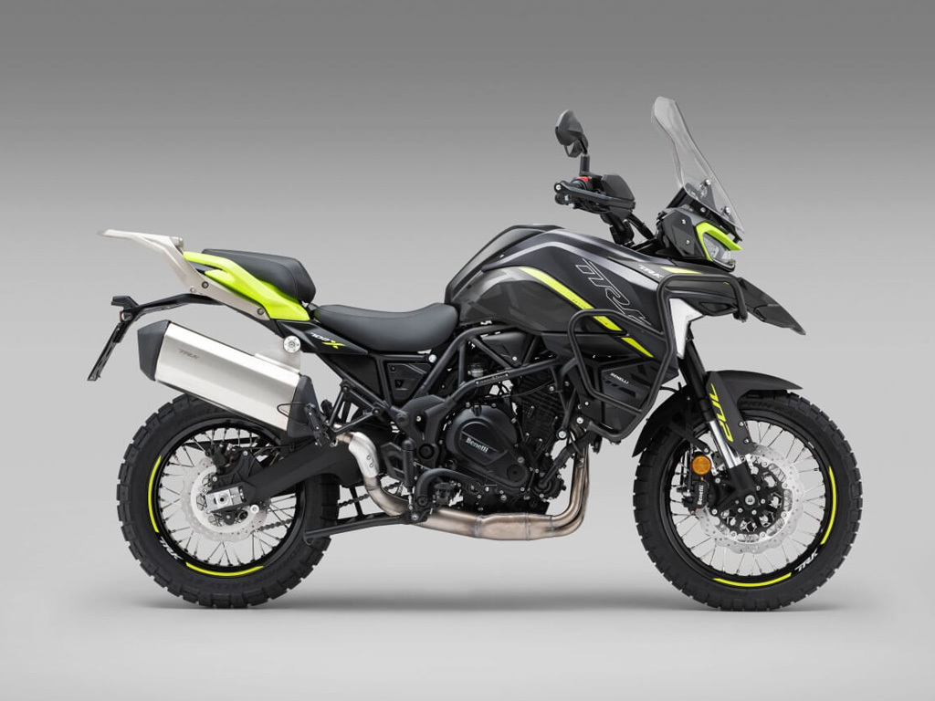 2025 TRK 702 X