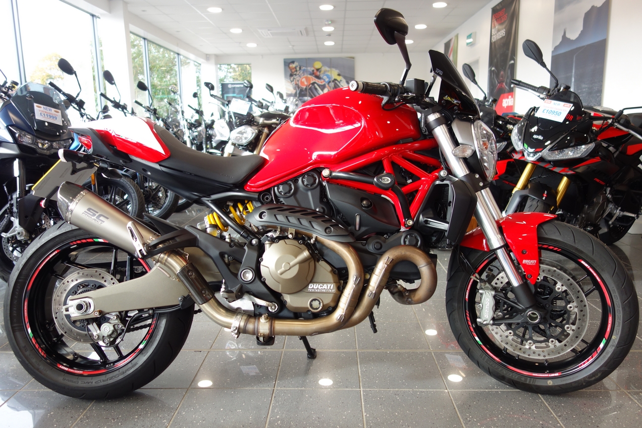 Monster 821 SP Motorcycles