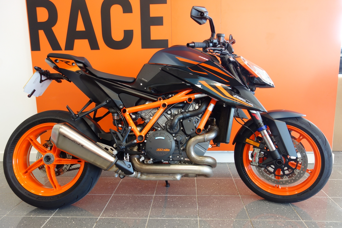 Superduke R Evo (23 MY)