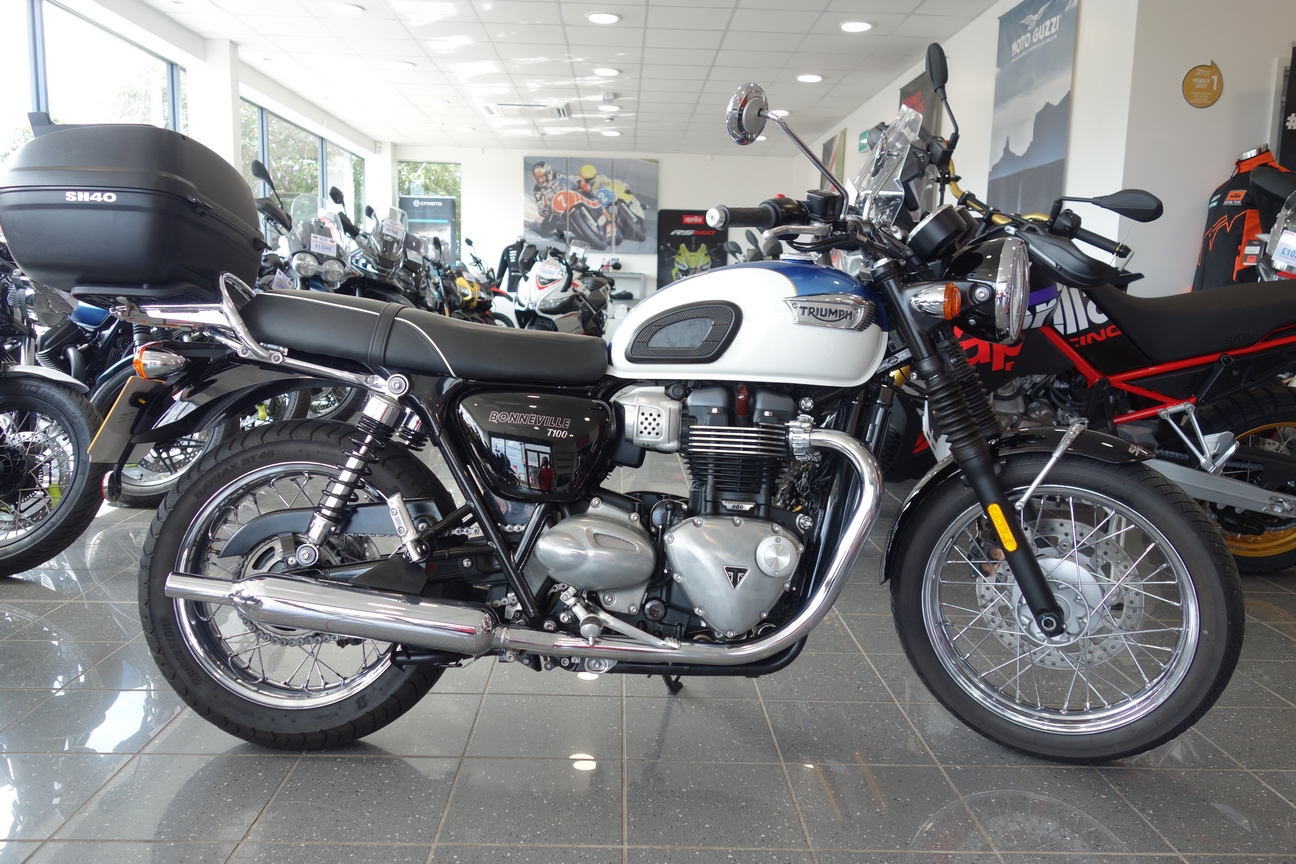 Bonneville T100