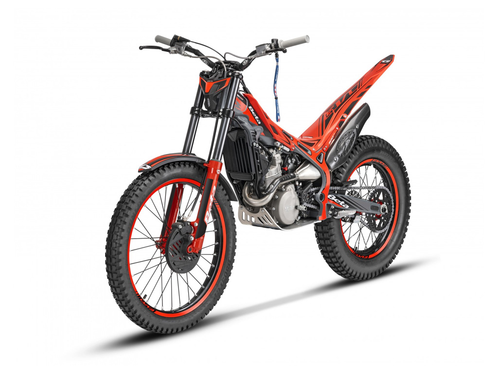 EVO 4T 300 2026