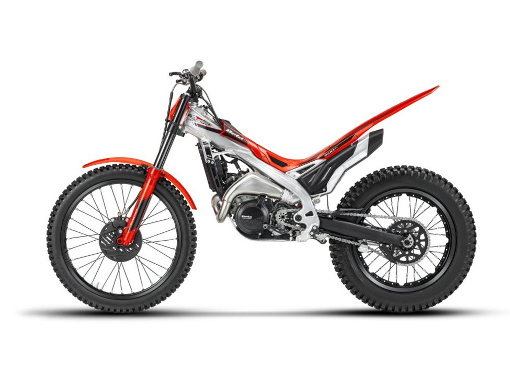 SINCRO 2T 125 2026