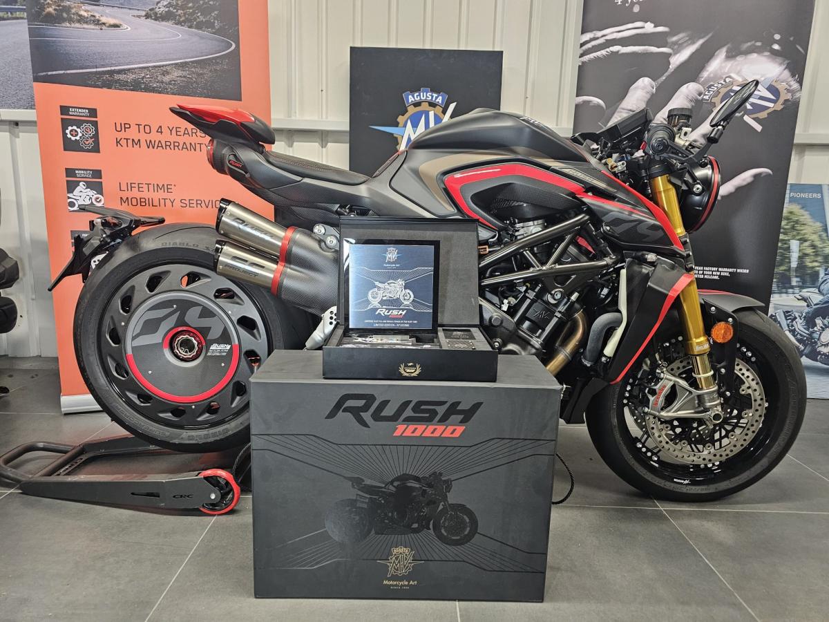 0000 MV AGUSTA RUSH 1000