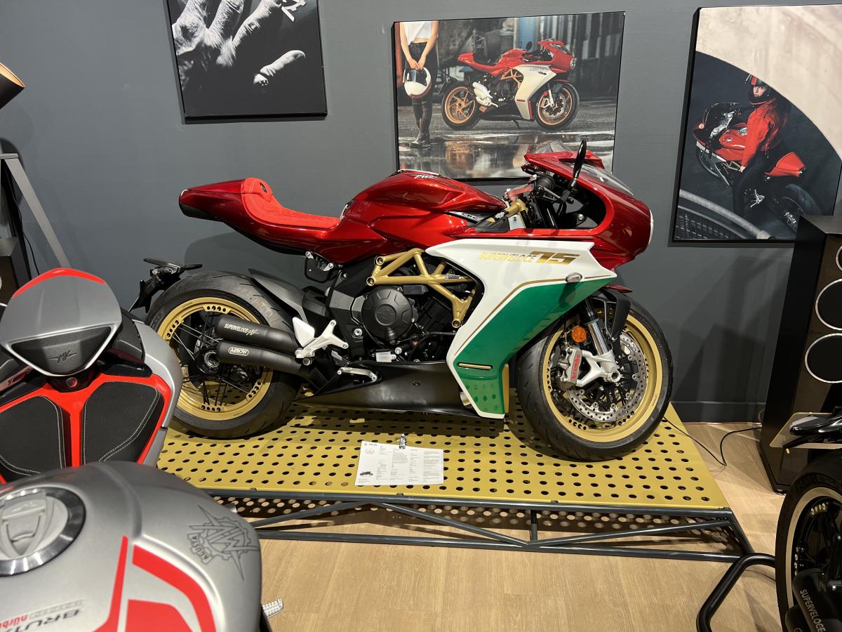 0000 MV AGUSTA SUPERVELOCE 75