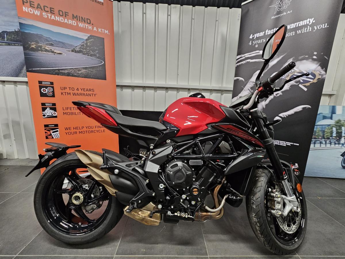 0000 MV AGUSTA Brutale 800 R