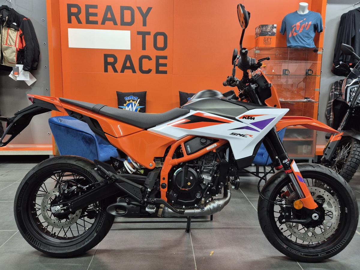 0000 KTM 390 SMC R