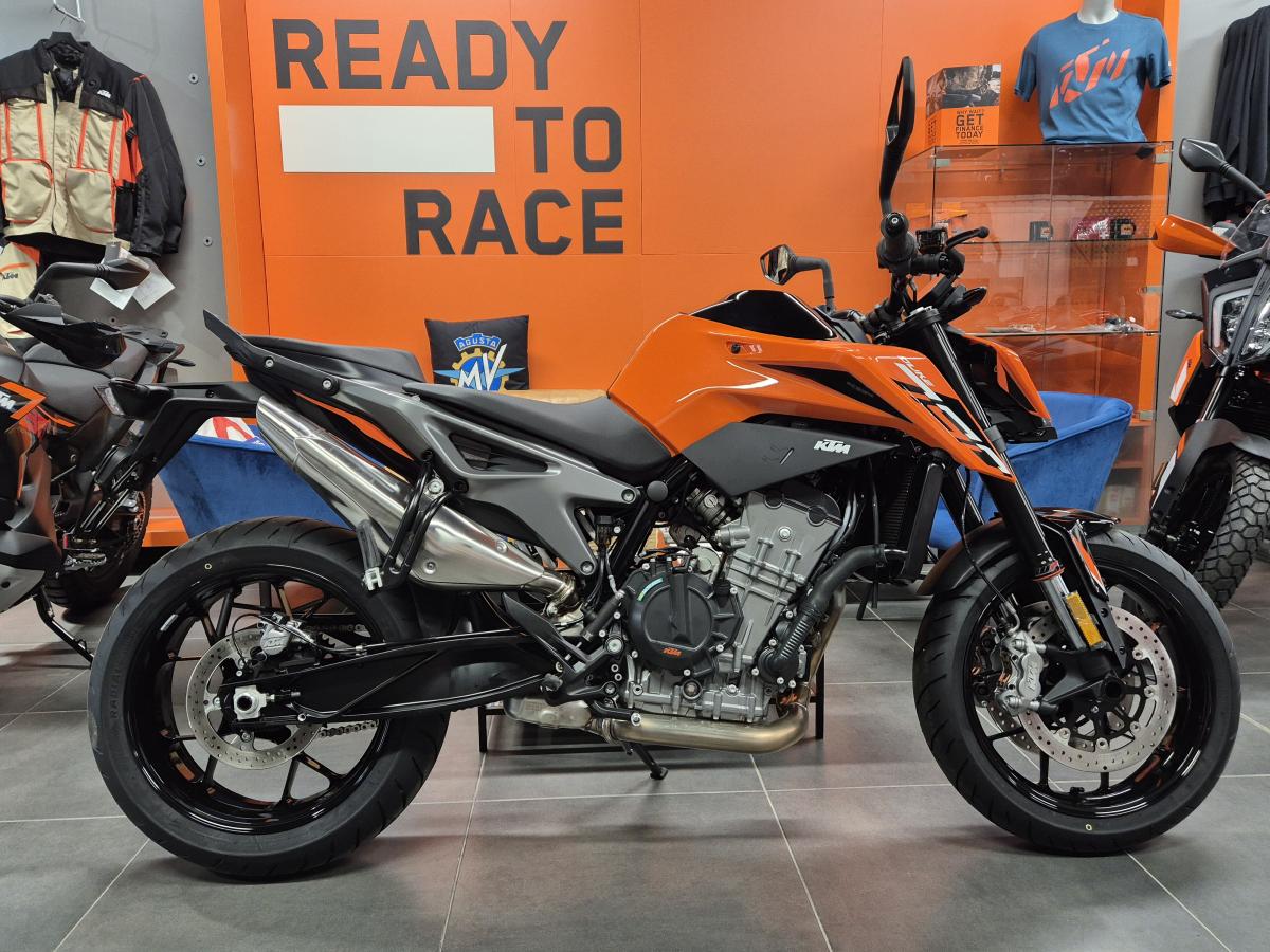 0000 KTM 790 DUKE L
